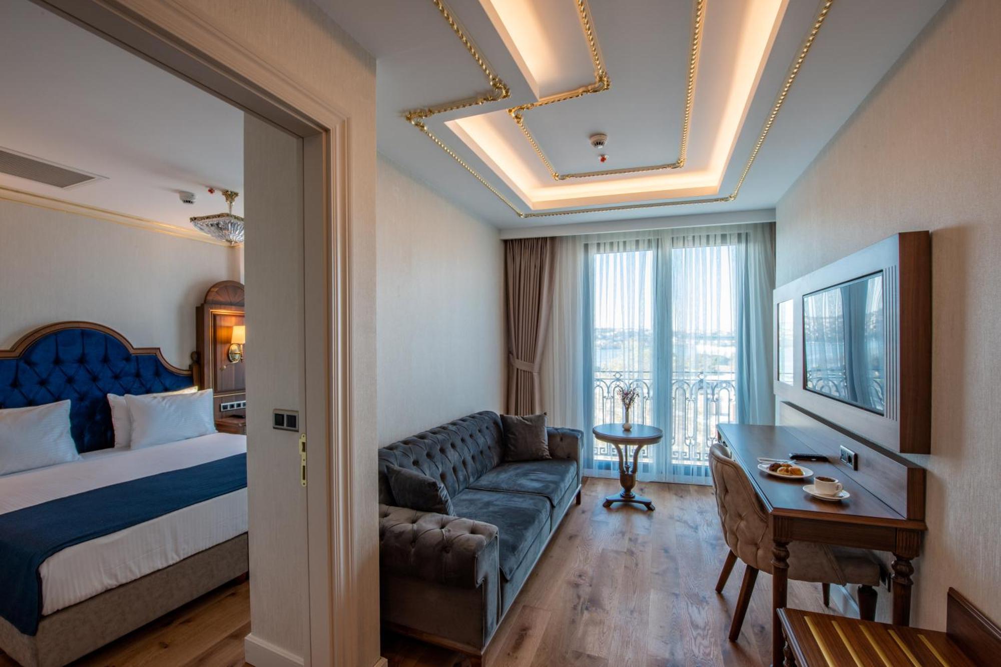 Nova Plaza Pera 4*