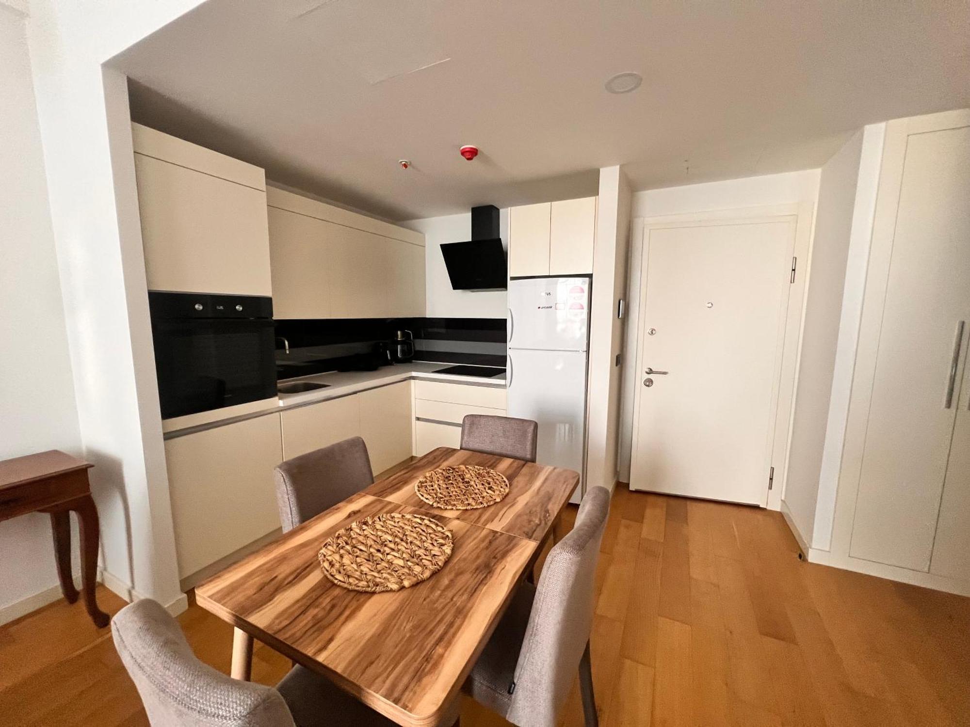 G Tower At Divan Near To Mimar Sinan Metro Station * Istanbul