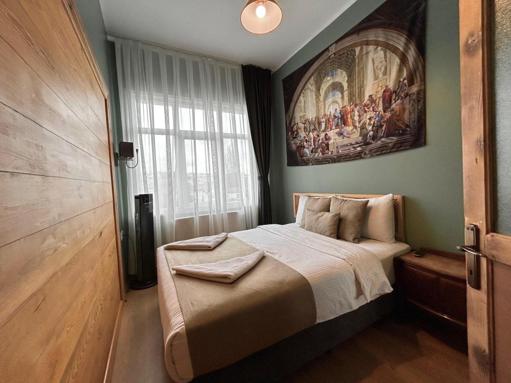 Waterfront By The Tram - Private Terrace With Dome & Golden Horn View In Fatih Ferienhaus *