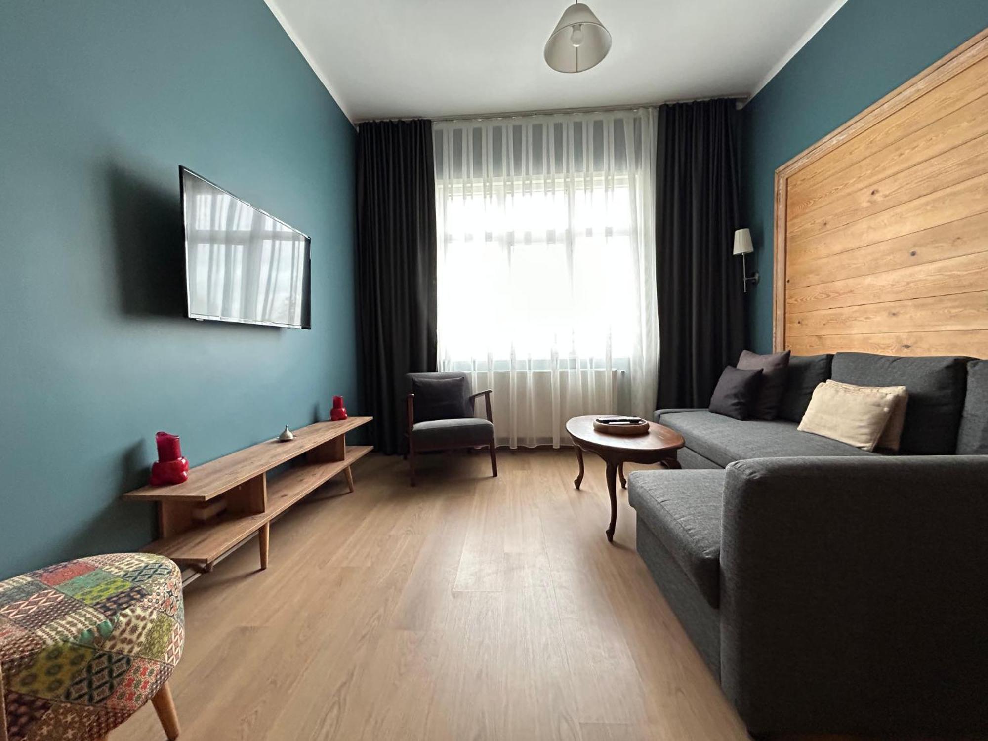 Waterfront By The Tram - Private Terrace With Dome & Golden Horn View In Fatih Tatil Evi