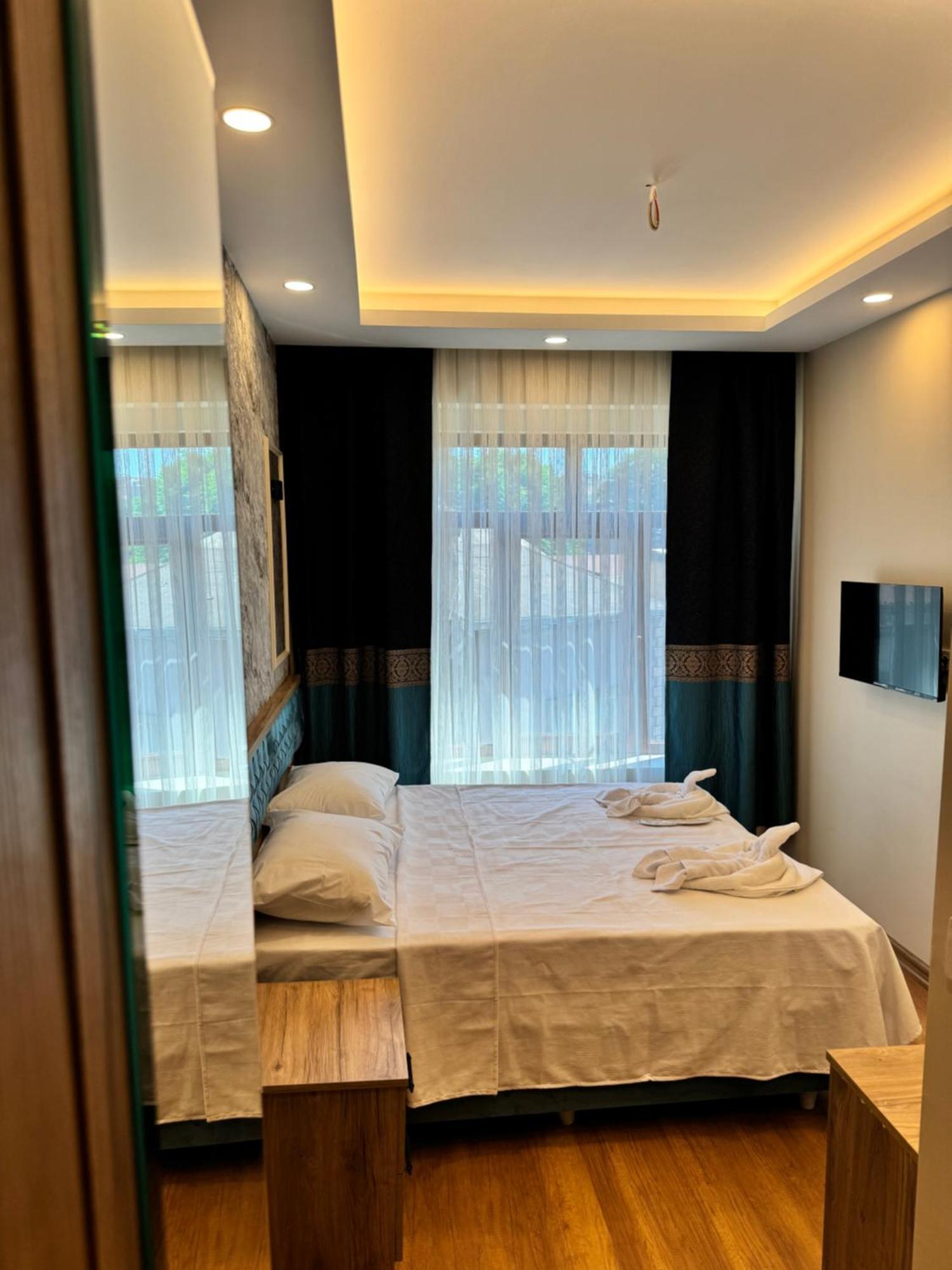 Hotel Riverside 3*