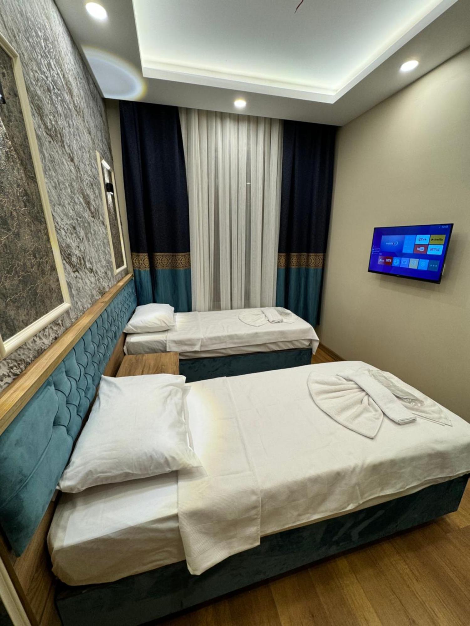Riverside Hotel 3*
