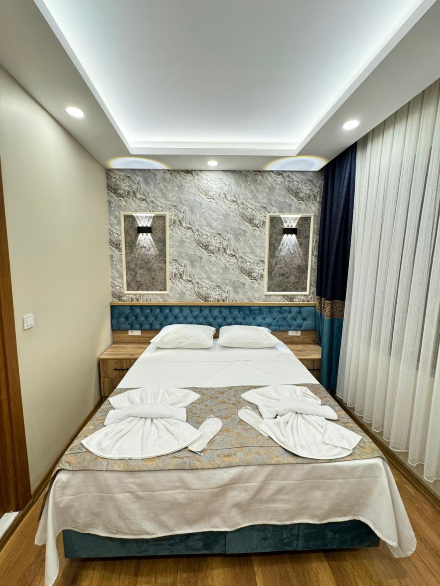 Riverside Hotel 3*