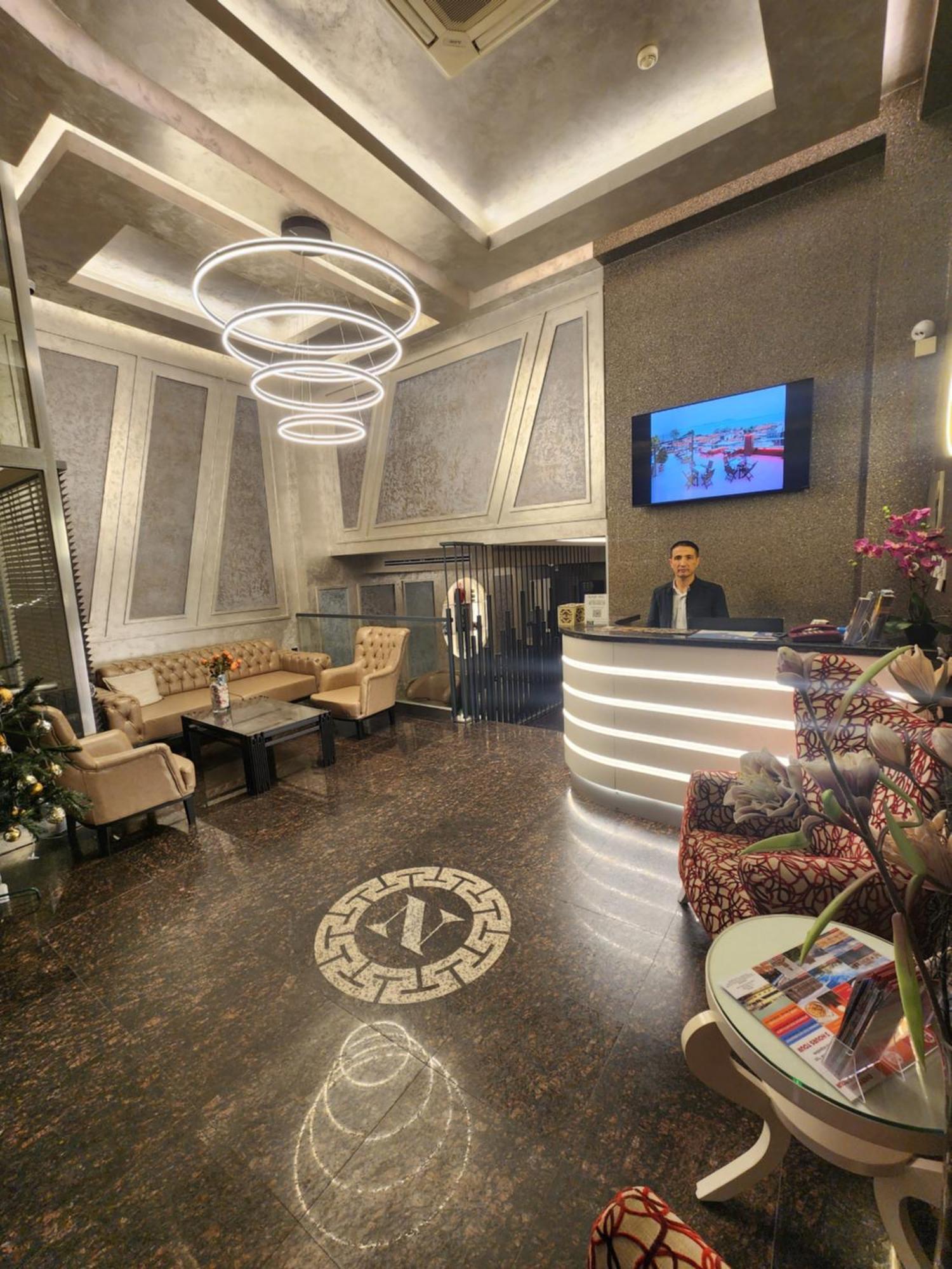 Nanda Hotel 4*