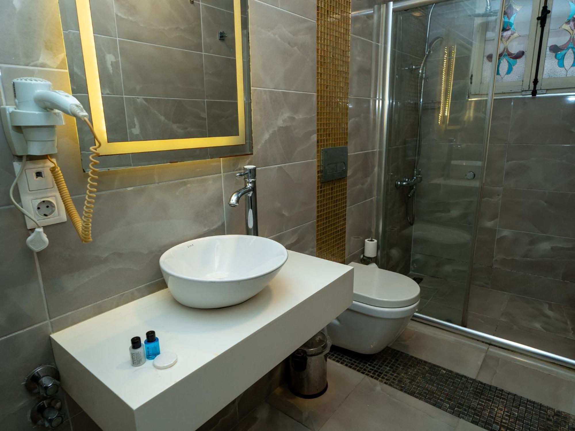 Hotel Pasaport Pier Kadikoey 3*