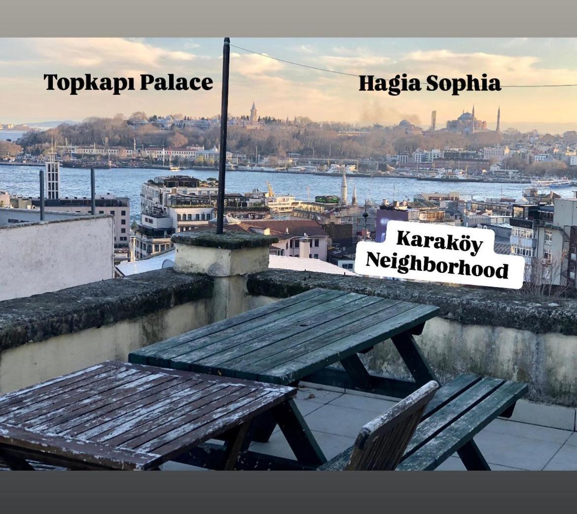 Historical Flat In Galata - Tatar Beyi Street Istanbul