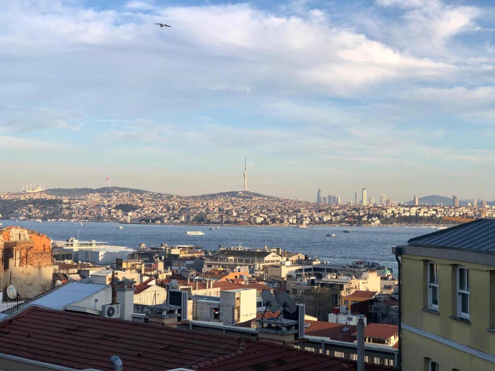 Historical Flat In Galata - Tatar Beyi Street Apartment