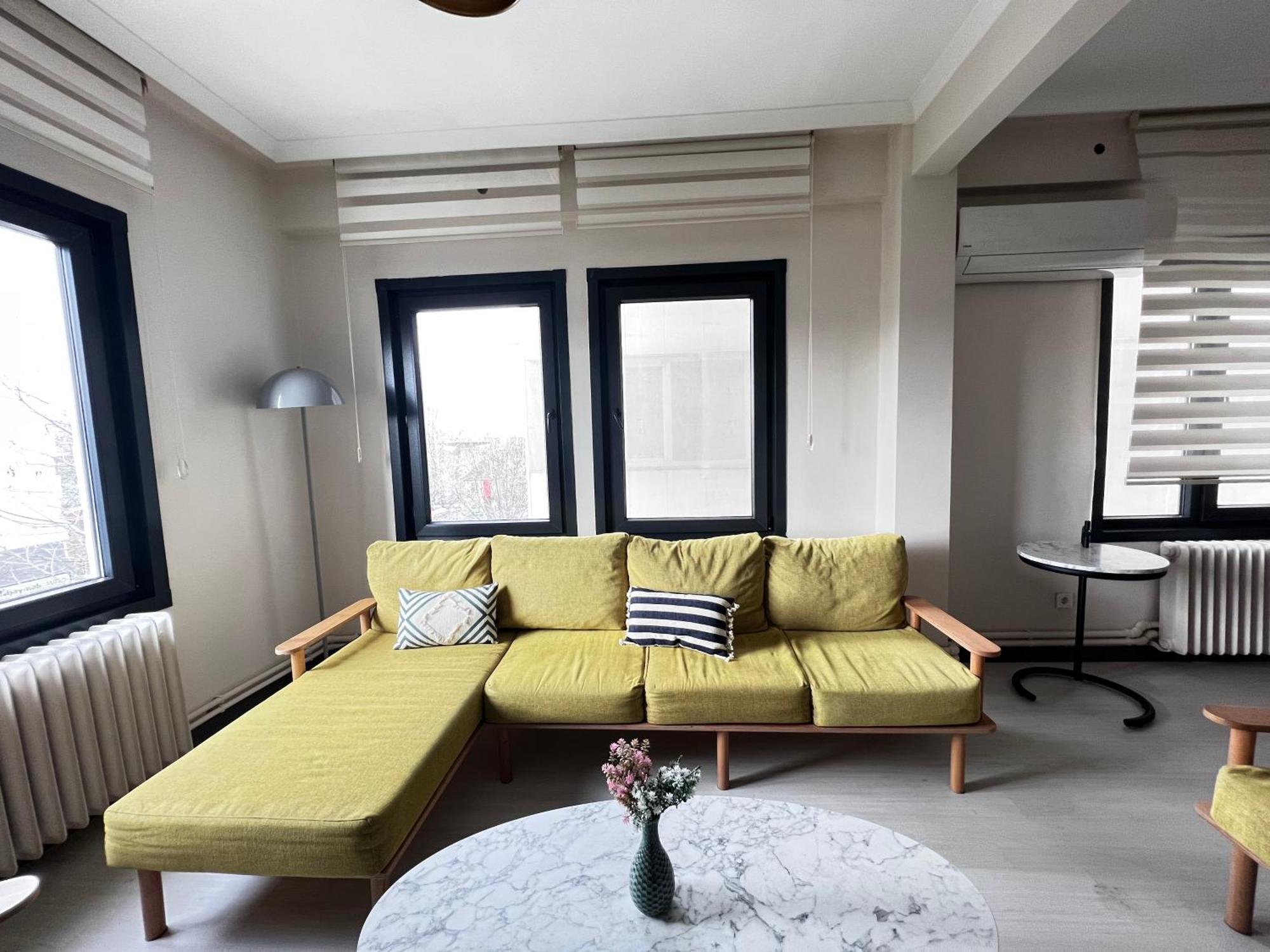 Wonder Karakoey 4- Ultra Luxury , 4br, 2ba Sea View Istanbul