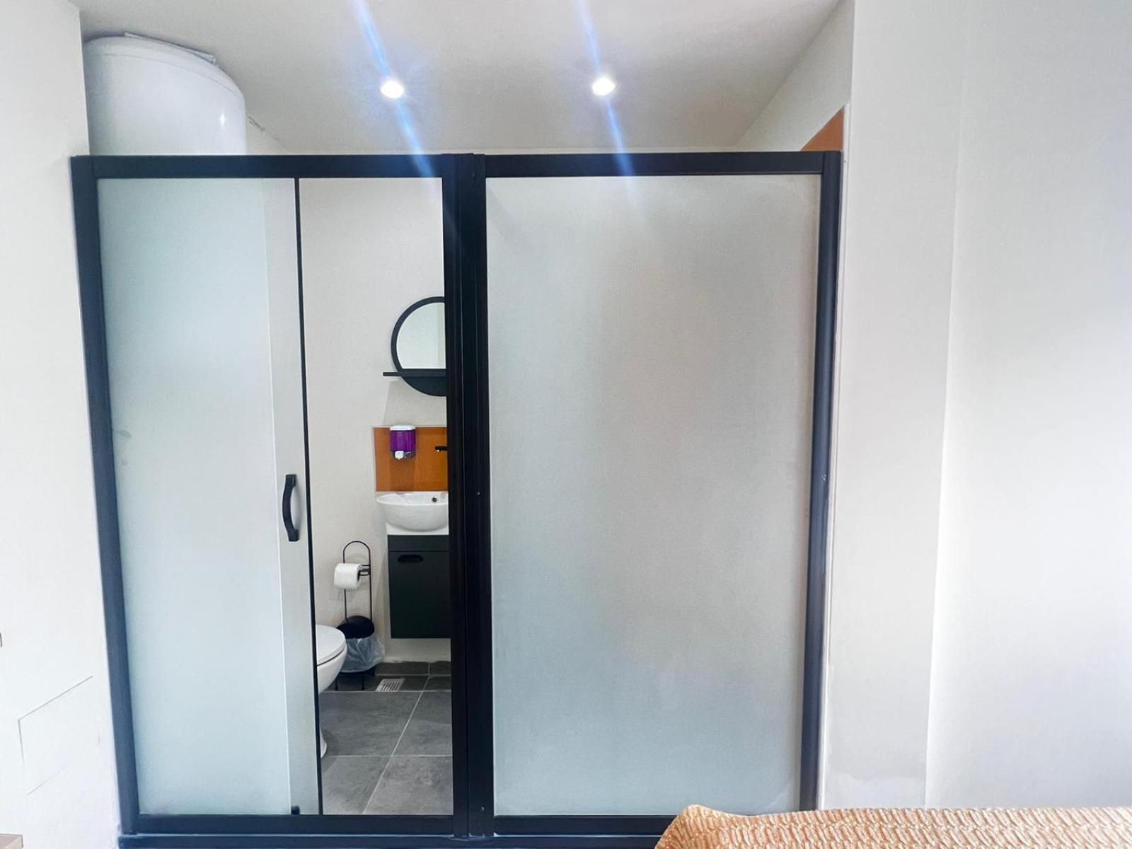 Wonder Karakoey 4- Ultra Luxury , 4br, 2ba Sea View * Istanbul
