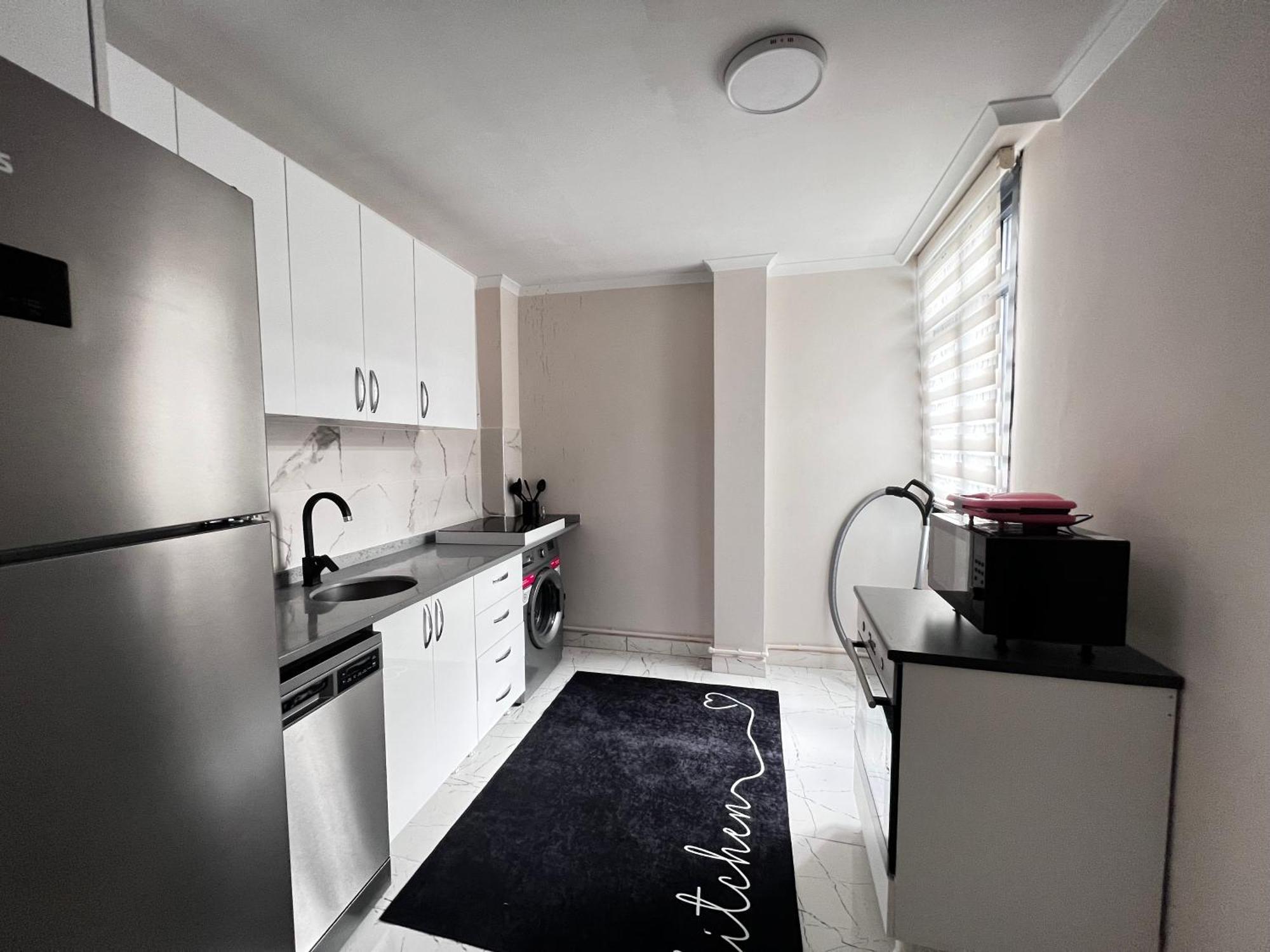 Wonder Karakoey 4- Ultra Luxury , 4br, 2ba Sea View Apartment *