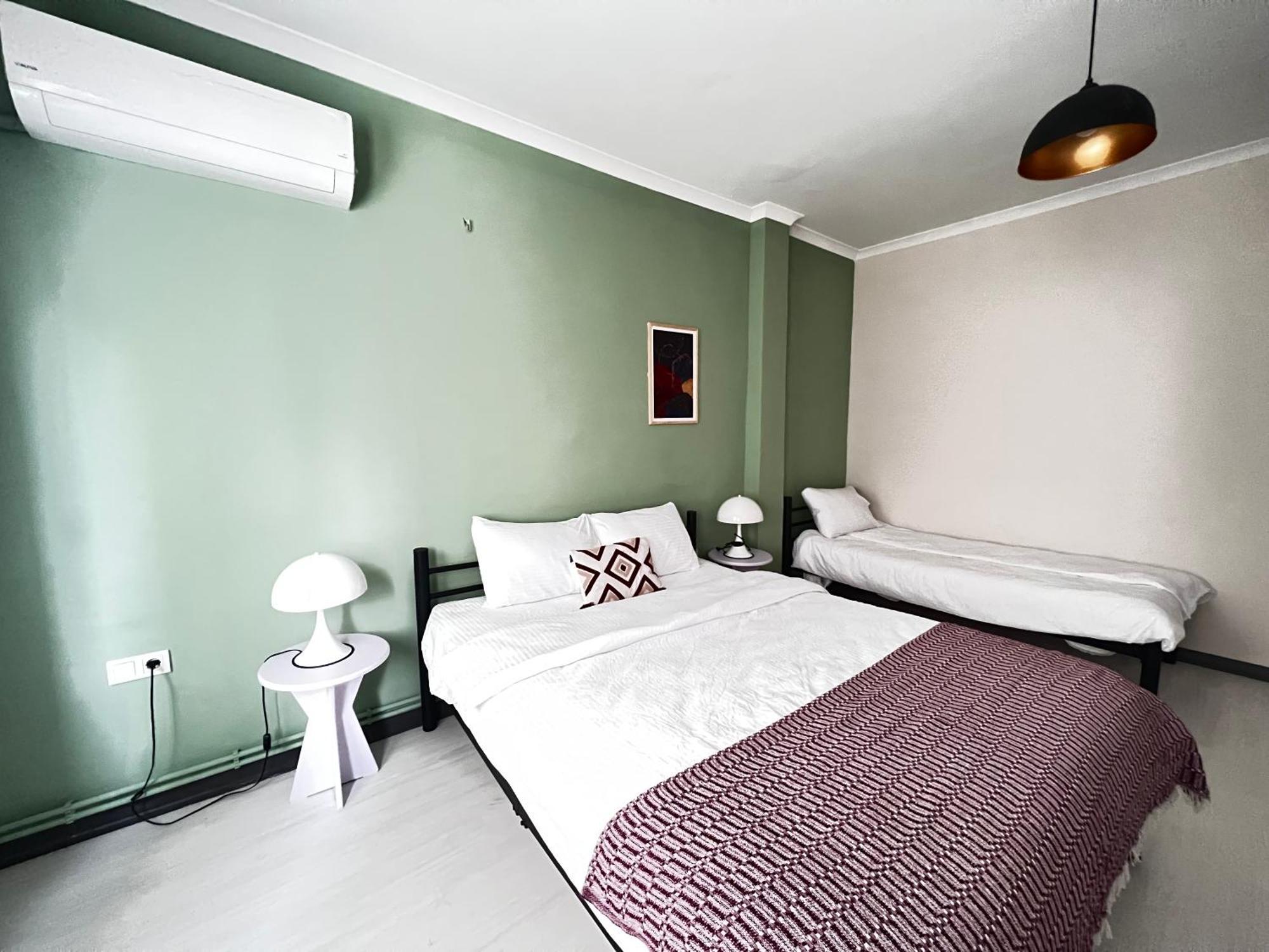 Apartment Wonder Karakoey 4- Ultra Luxury , 4br, 2ba Sea View
