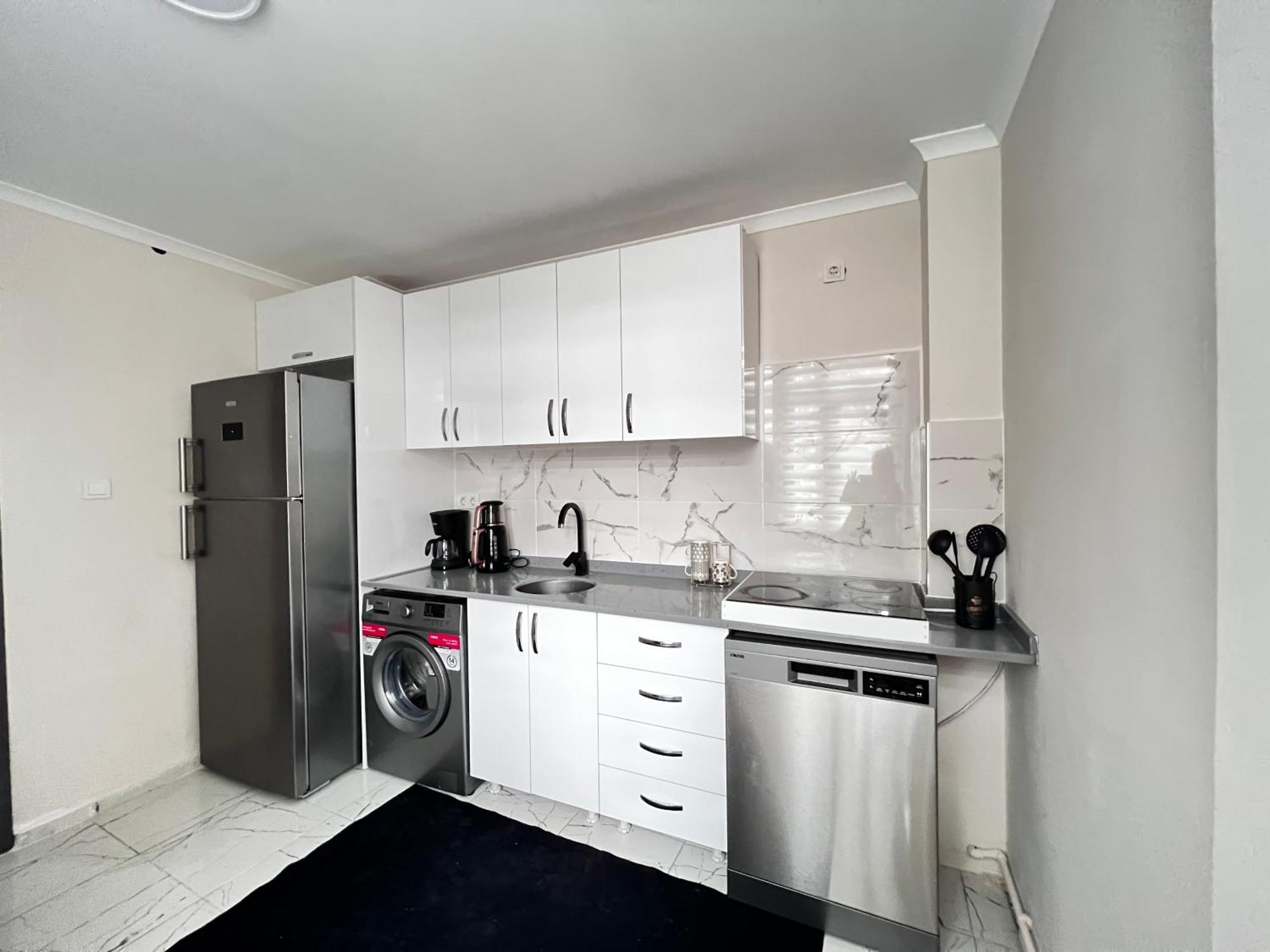 Apartment Wonder Karakoey 4- Ultra Luxury , 4br, 2ba Sea View Istanbul