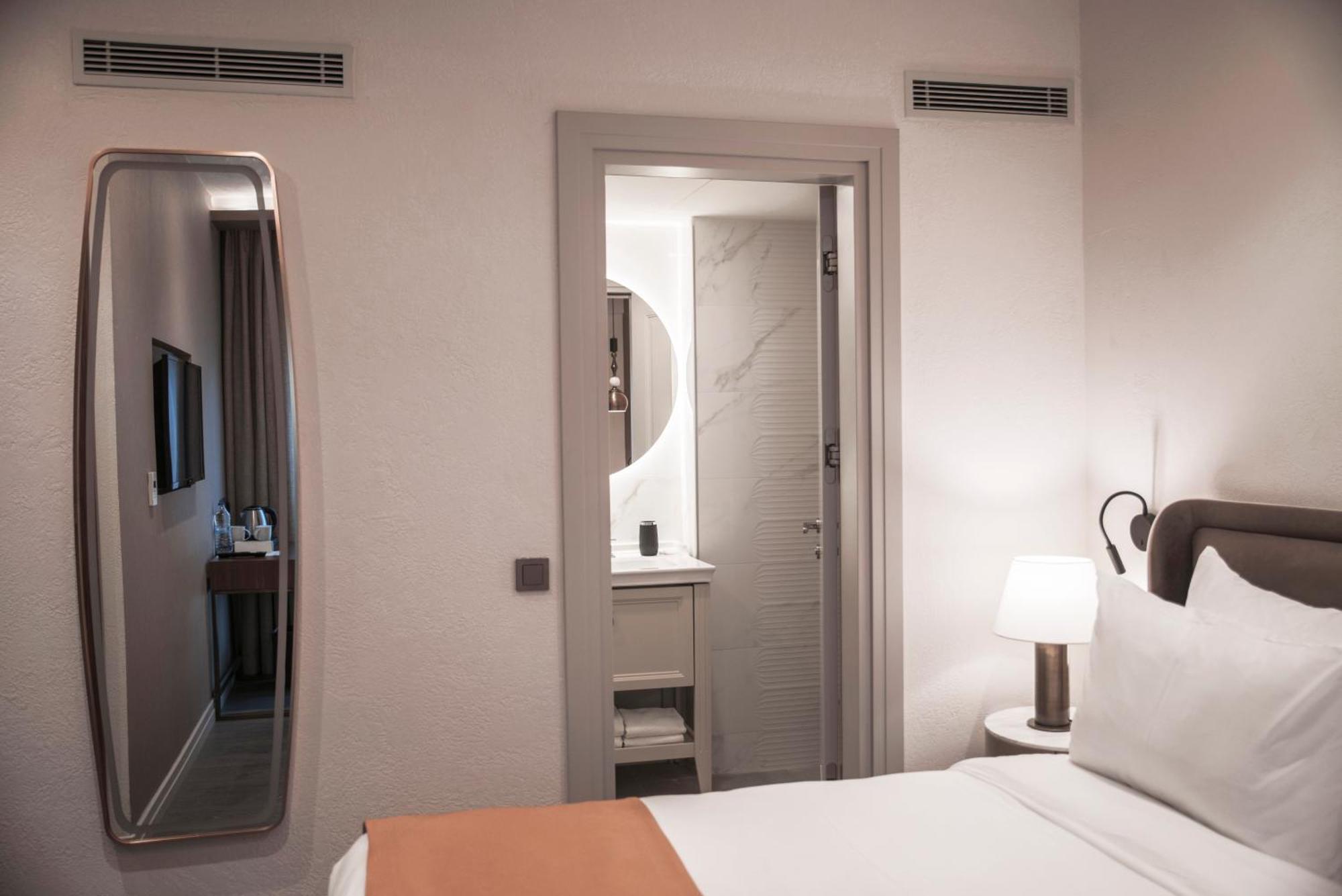 Smart And Simple Karakoy Hotel