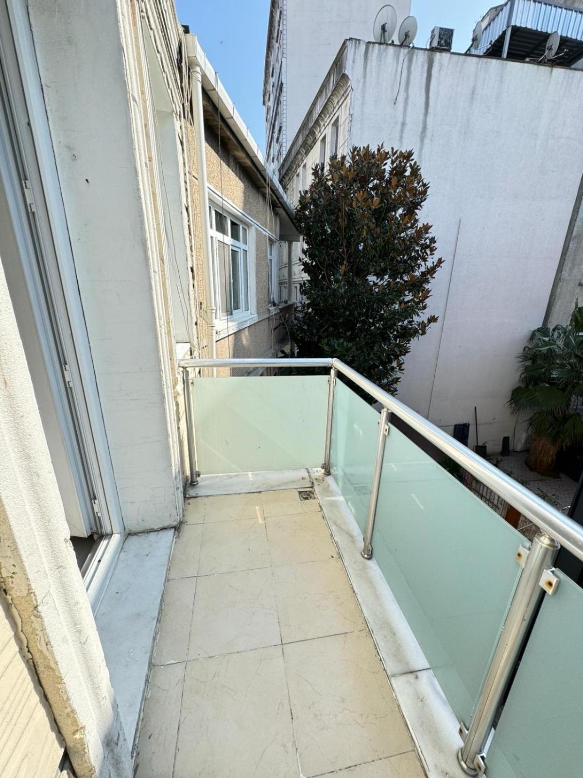 Apartment Cihangir