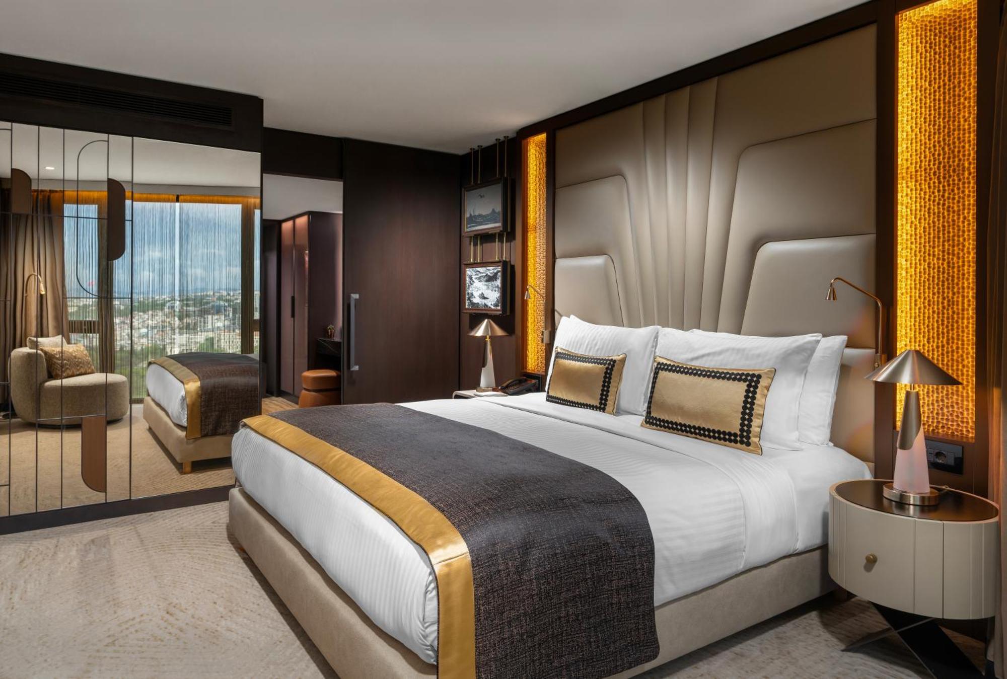 Intercontinental By Ihg Hotel Istanbul