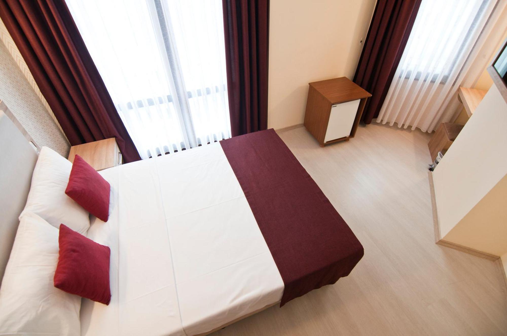 Hotel Artefes Old
