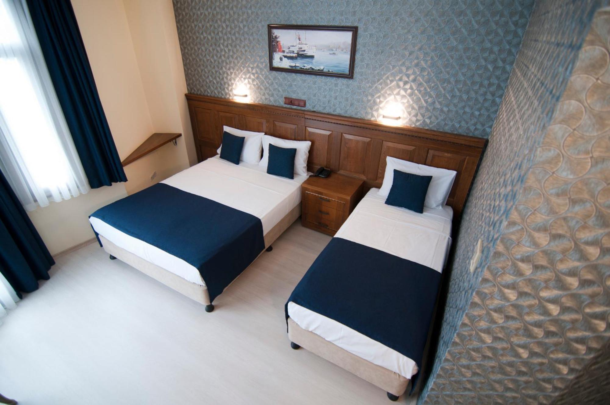 Hotel Artefes Old 4*