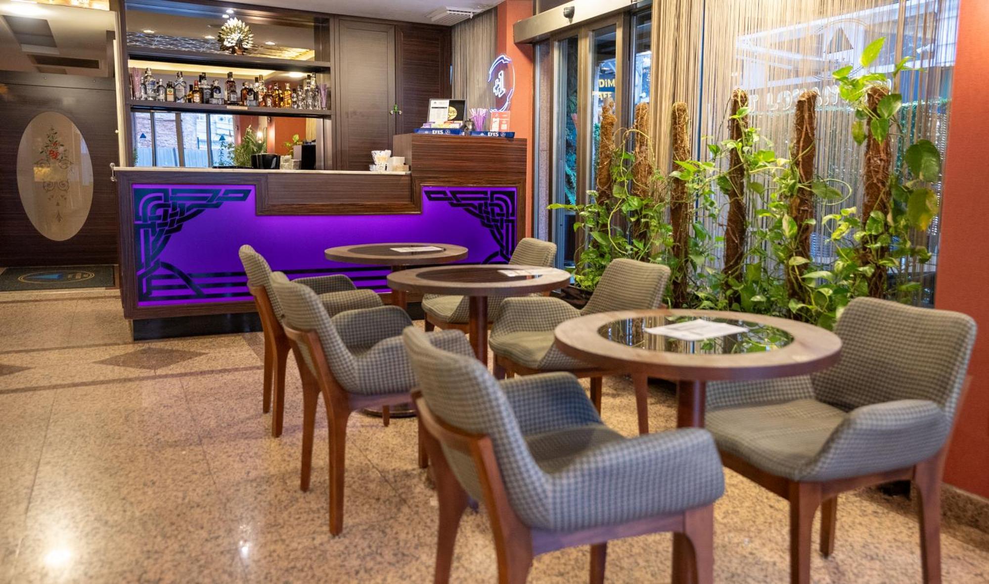 Hotel Golden Siyav 3*