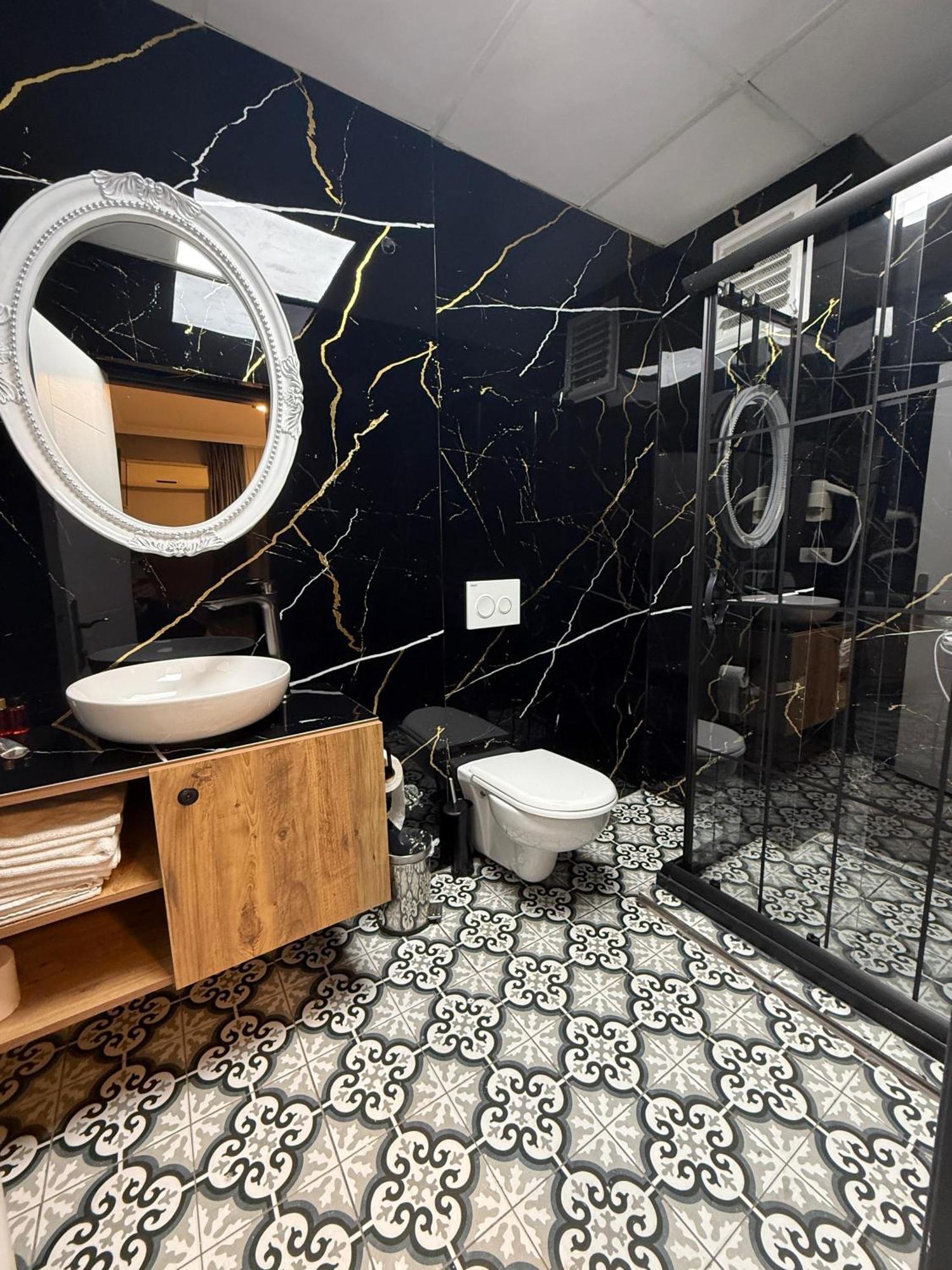 Mara Hotel 3*