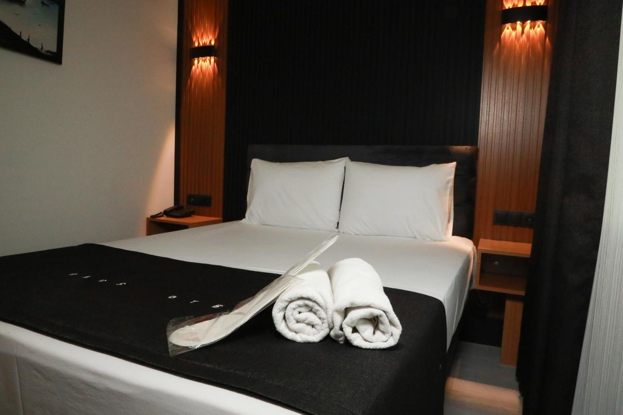Rays Bakirkoey Center Hotel 3*