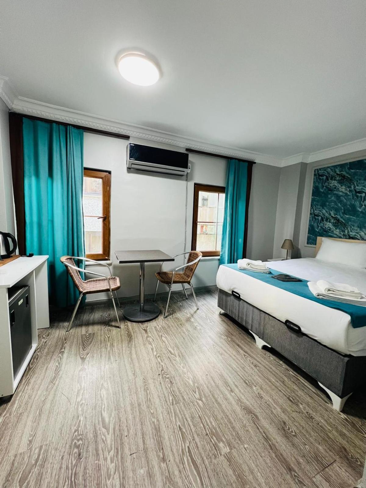 Bed & Breakfast Taksim Dora *