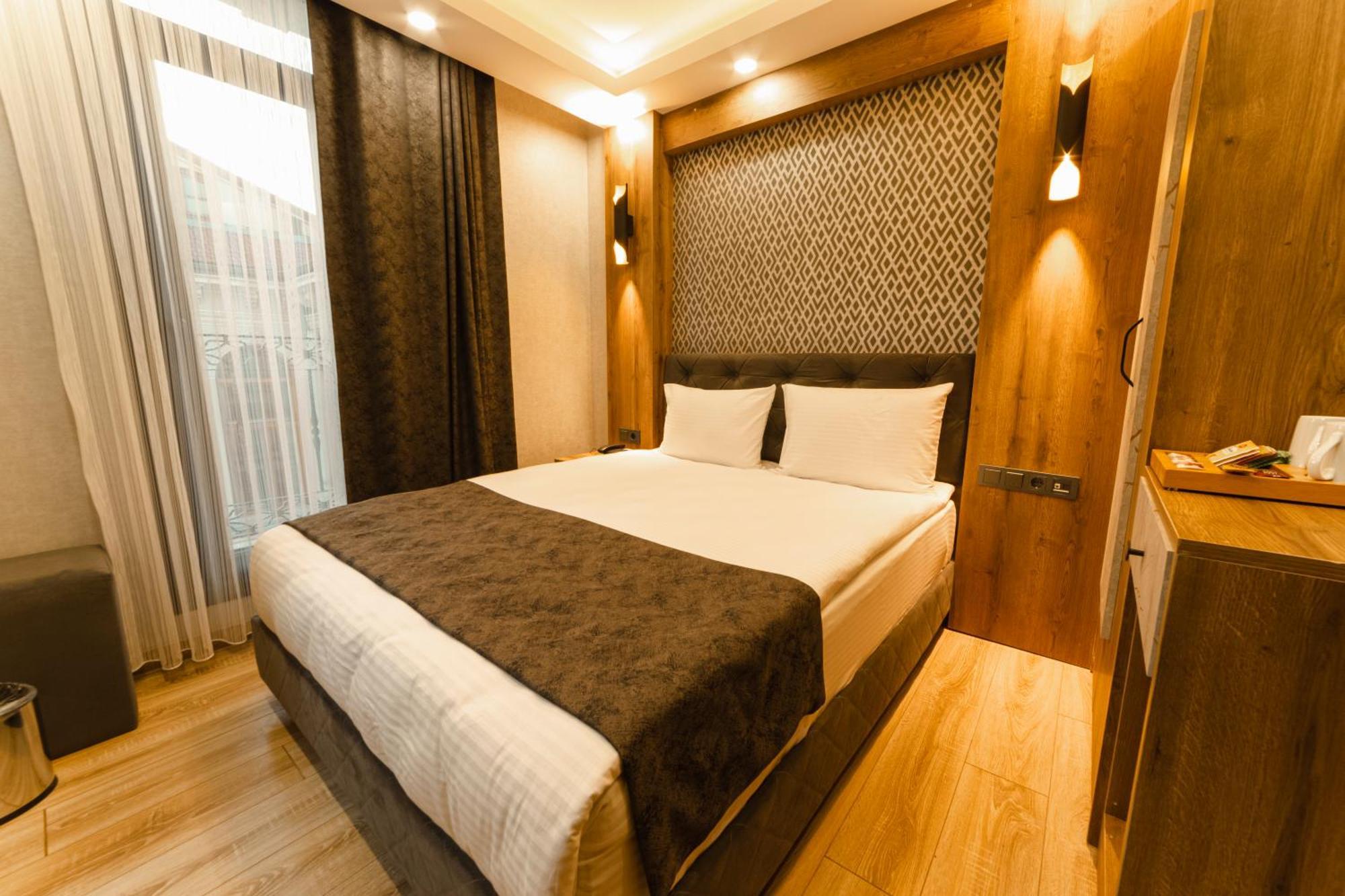 World Heritage Center Otel