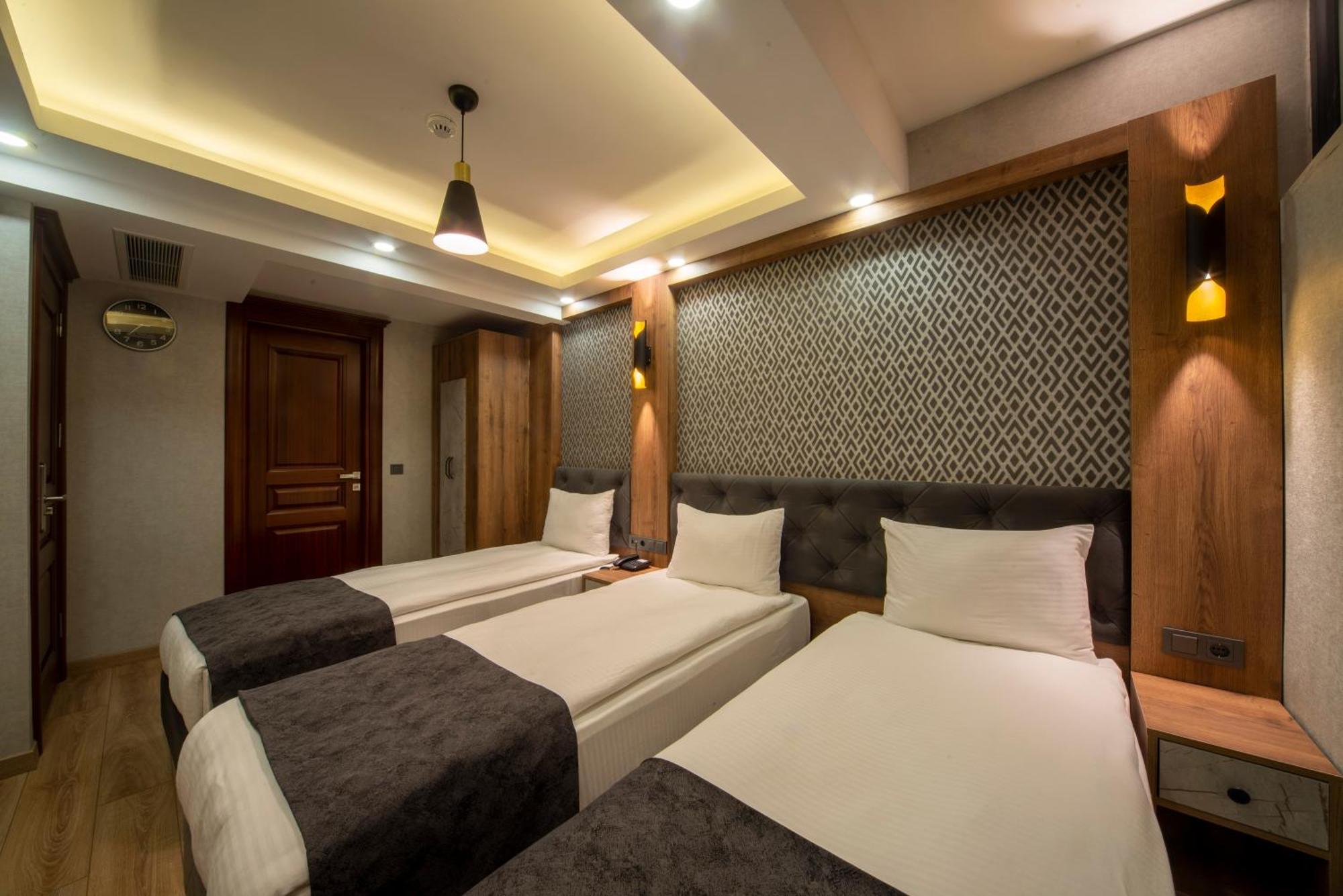 World Heritage Center Otel