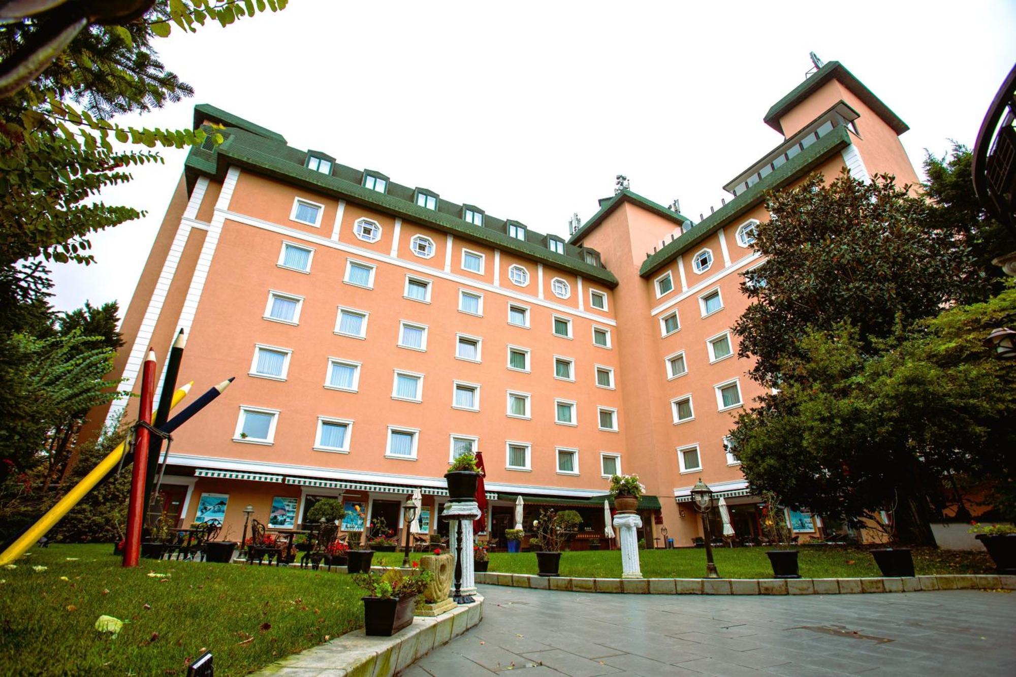 The Park Merter Otel *