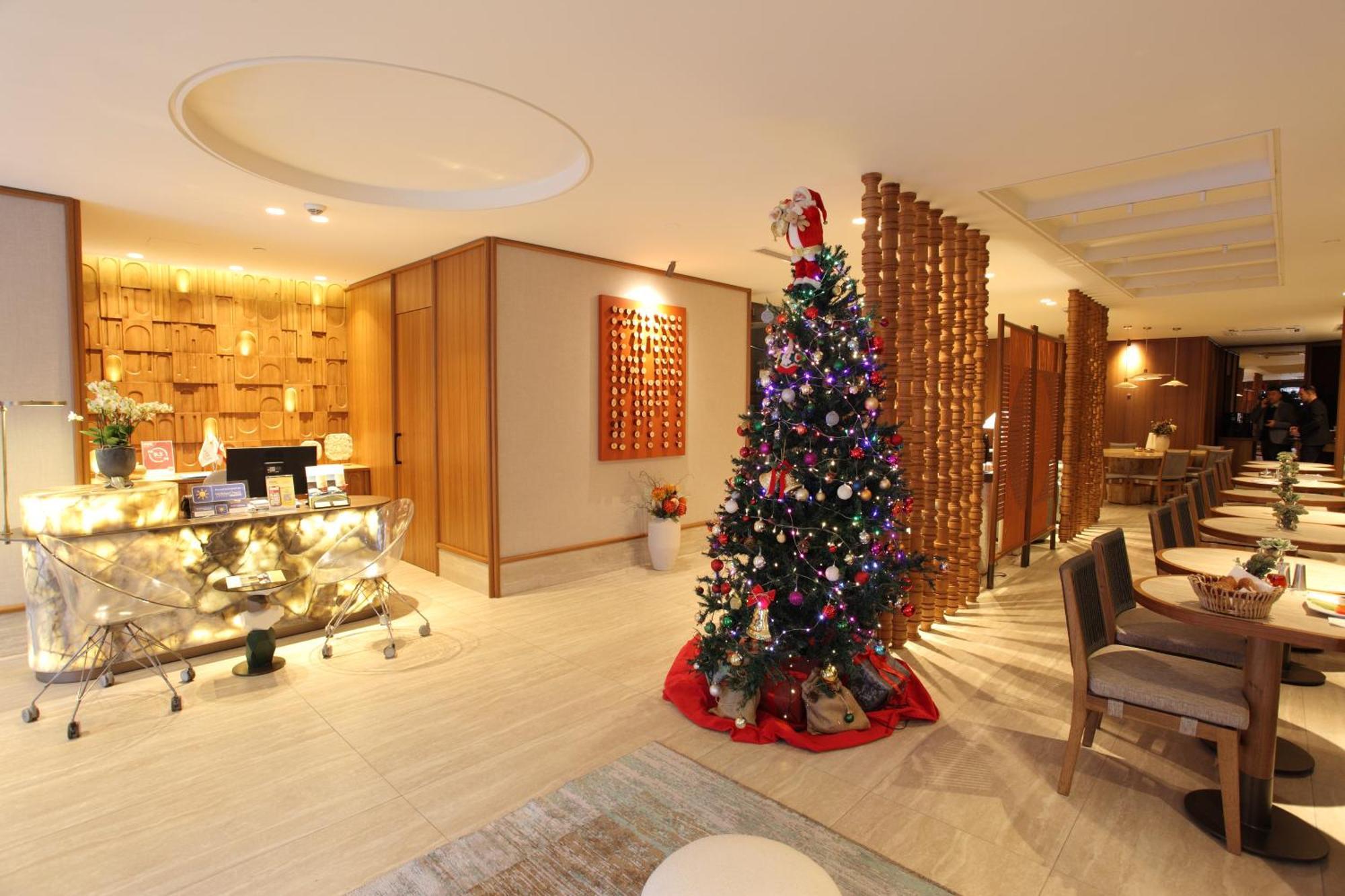 Hotel Housez & Special Class 4*