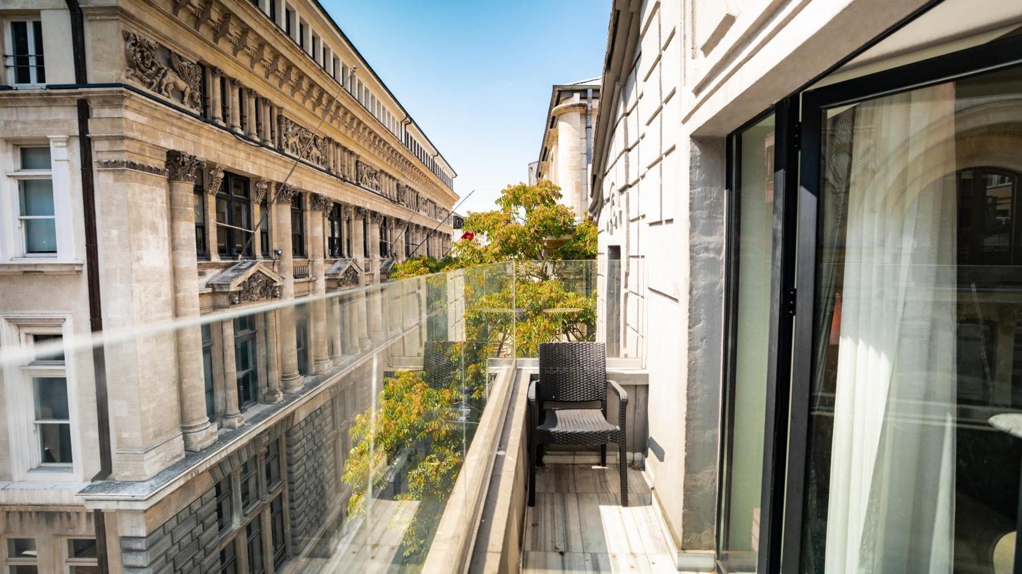 Decamondo Aparthotel *