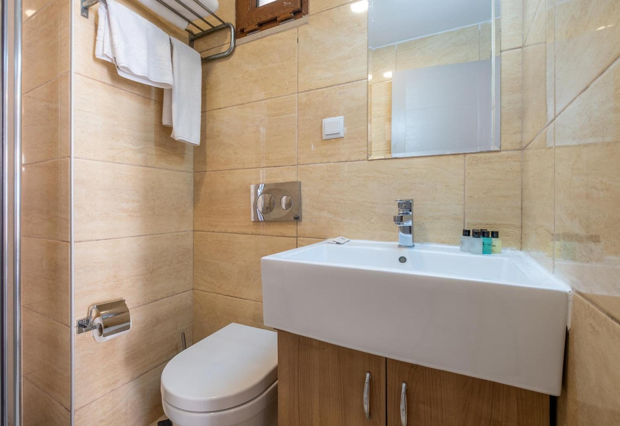 Acor By Lavin Apartment *