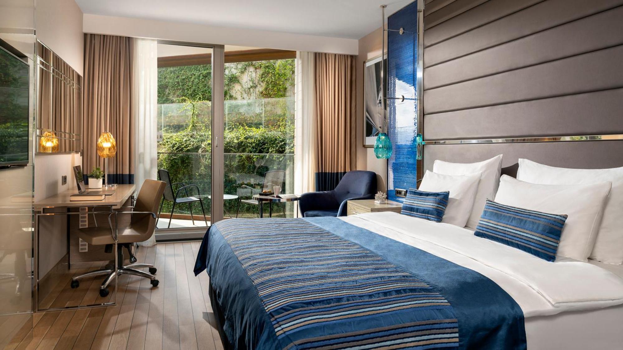 Hotel Crowne Plaza Florya By Ihg 5*