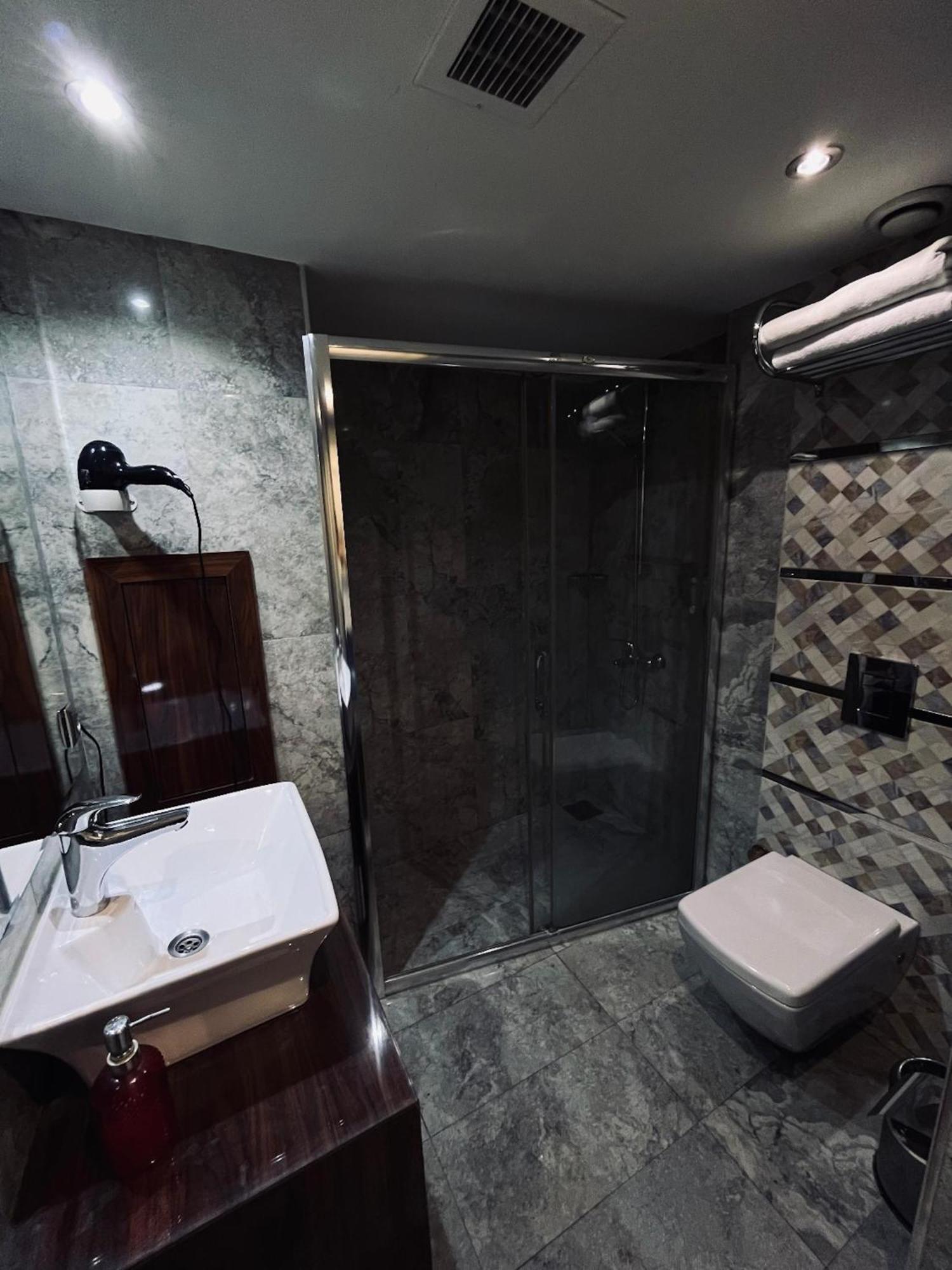 Hotel Sahra Airport 3*