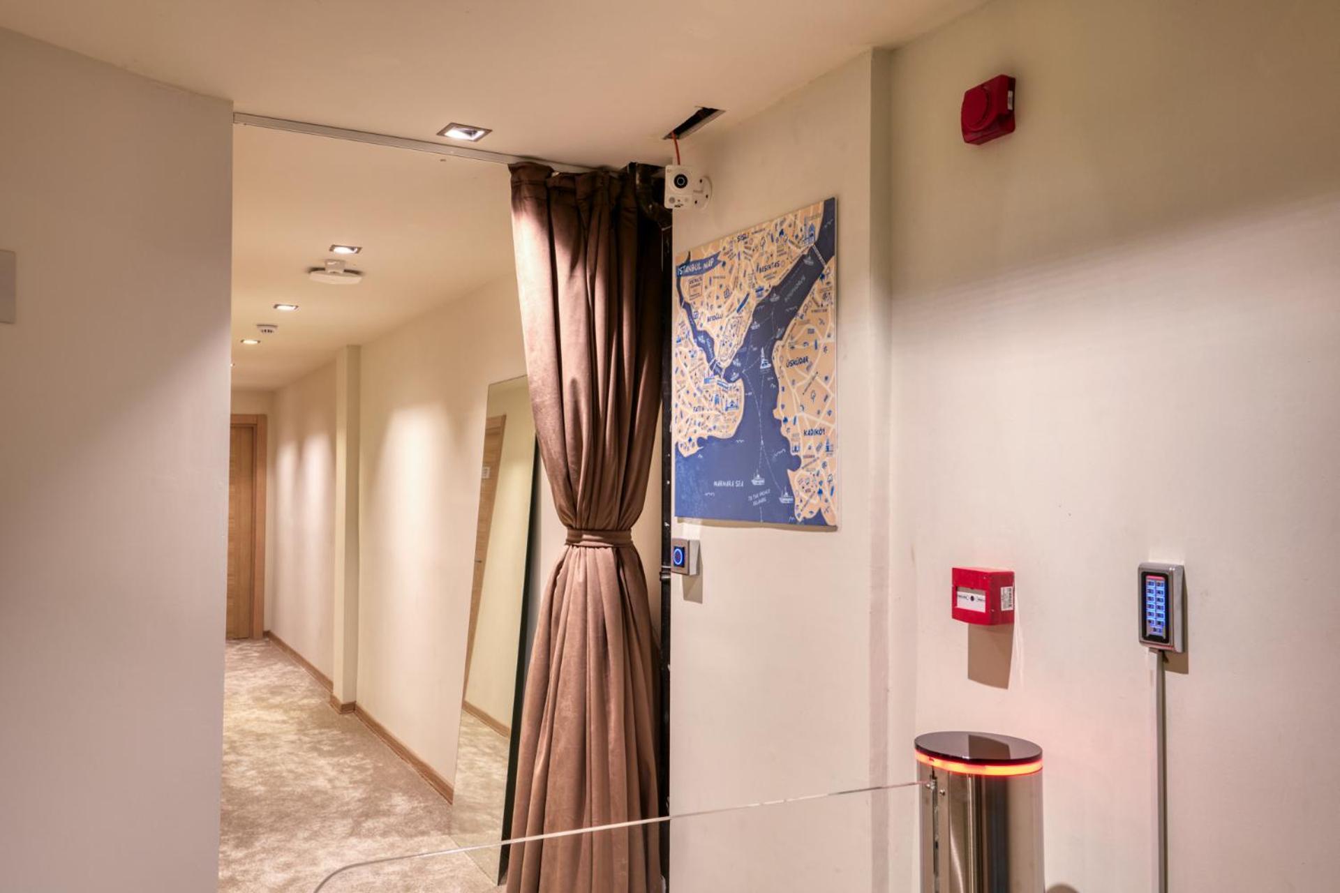 Hotel Elephant In The 3*
