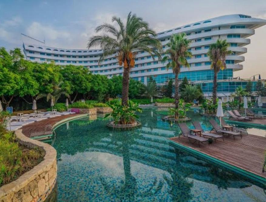 Karaca Hotel