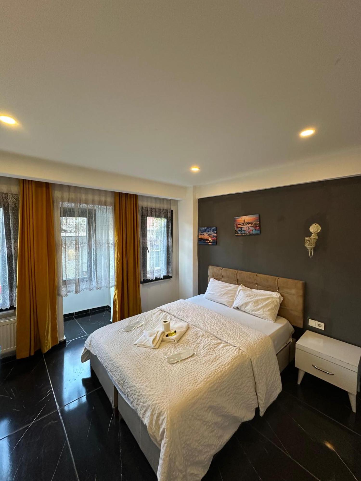 Happy Aparthotel *