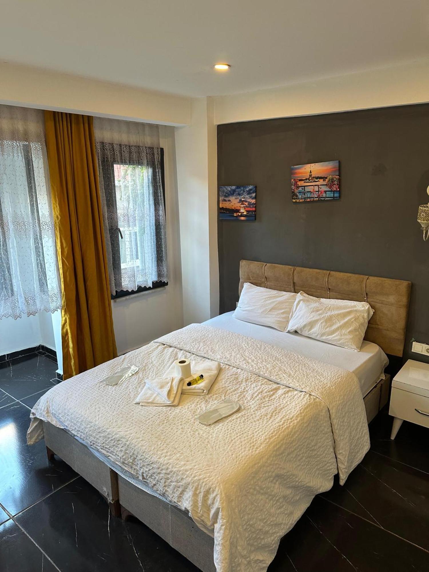 Aparthotel Happy *