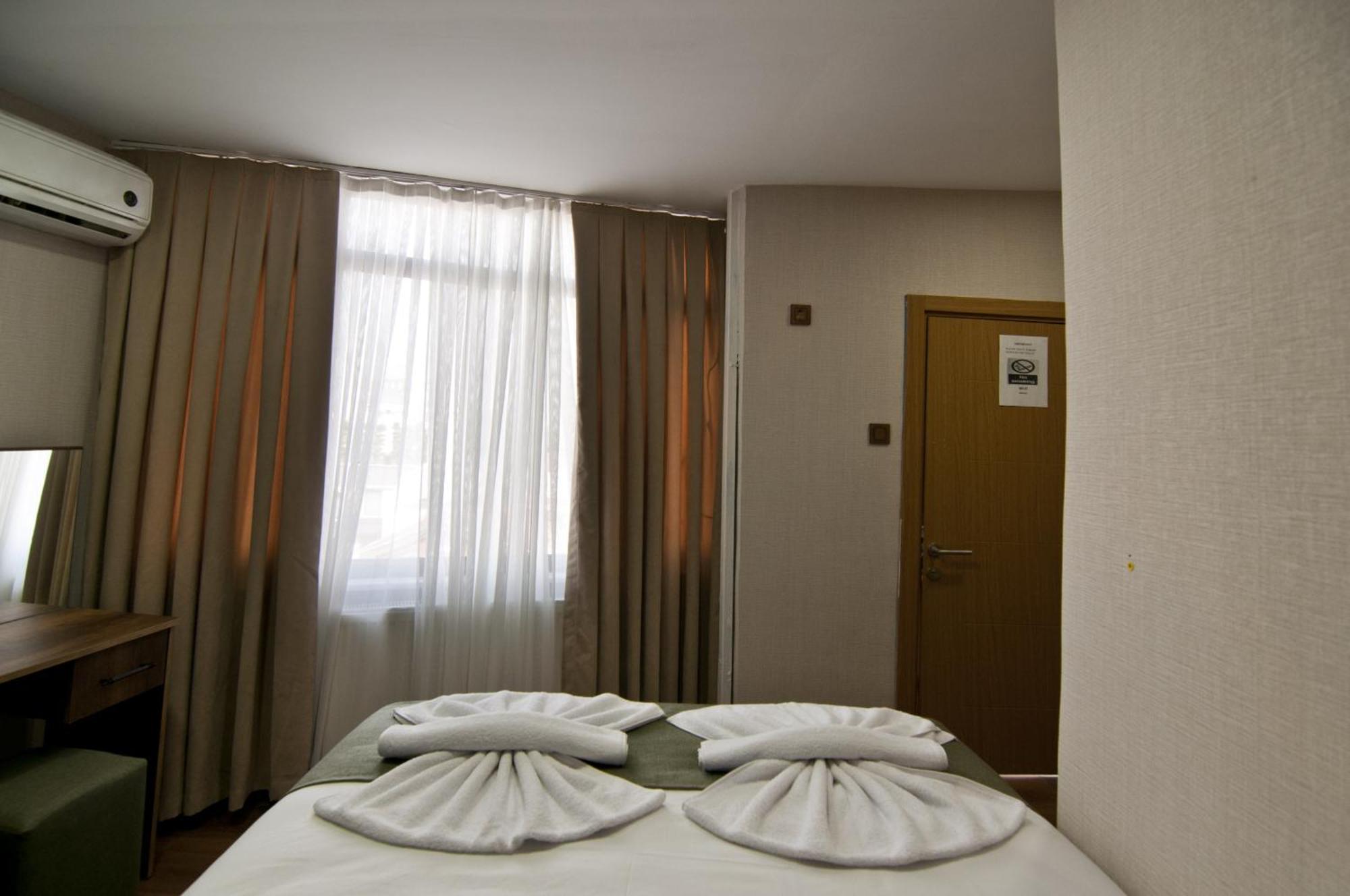 Aurora Eco Otel *