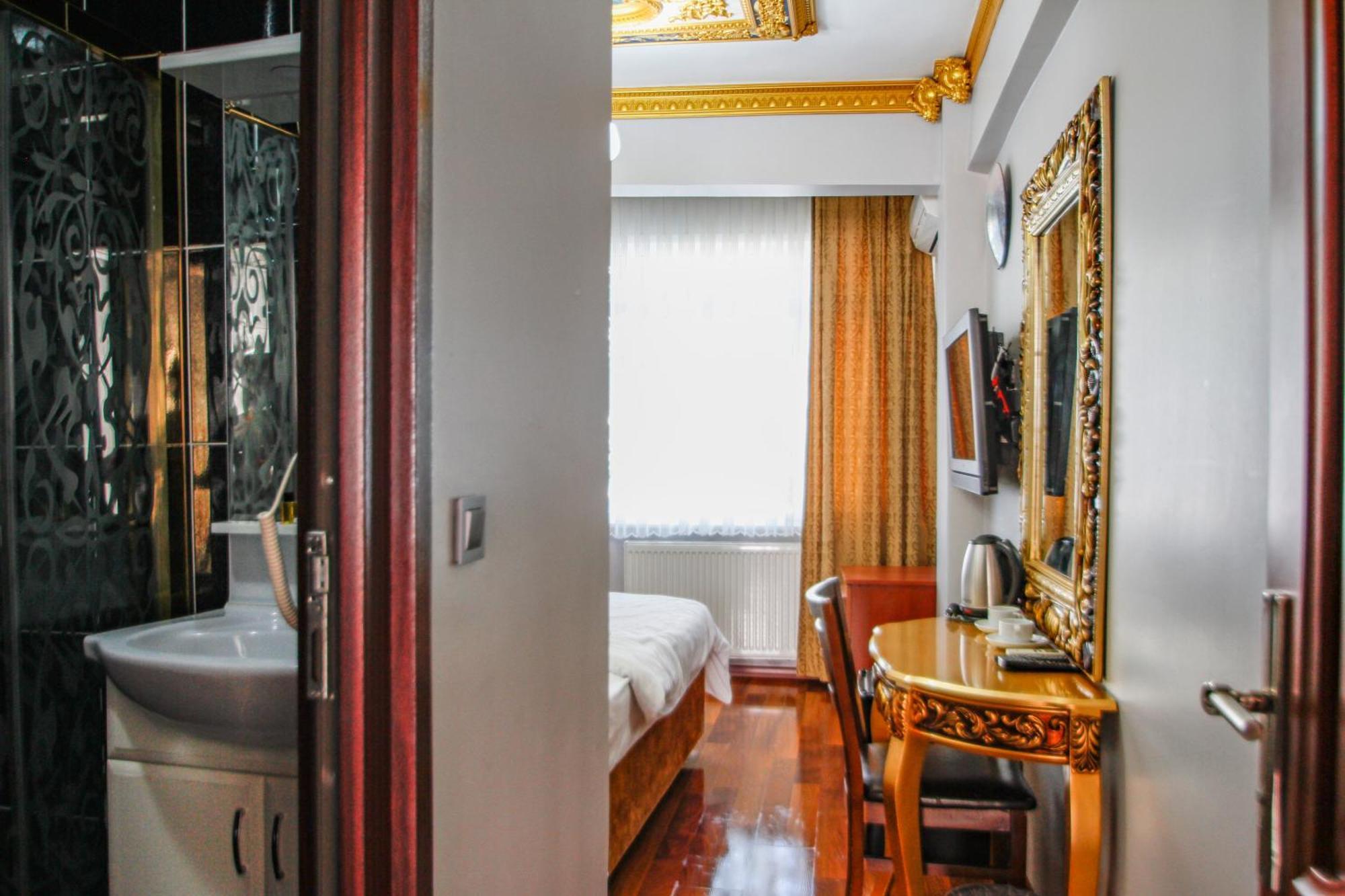 Hotel Californiacityhotel *