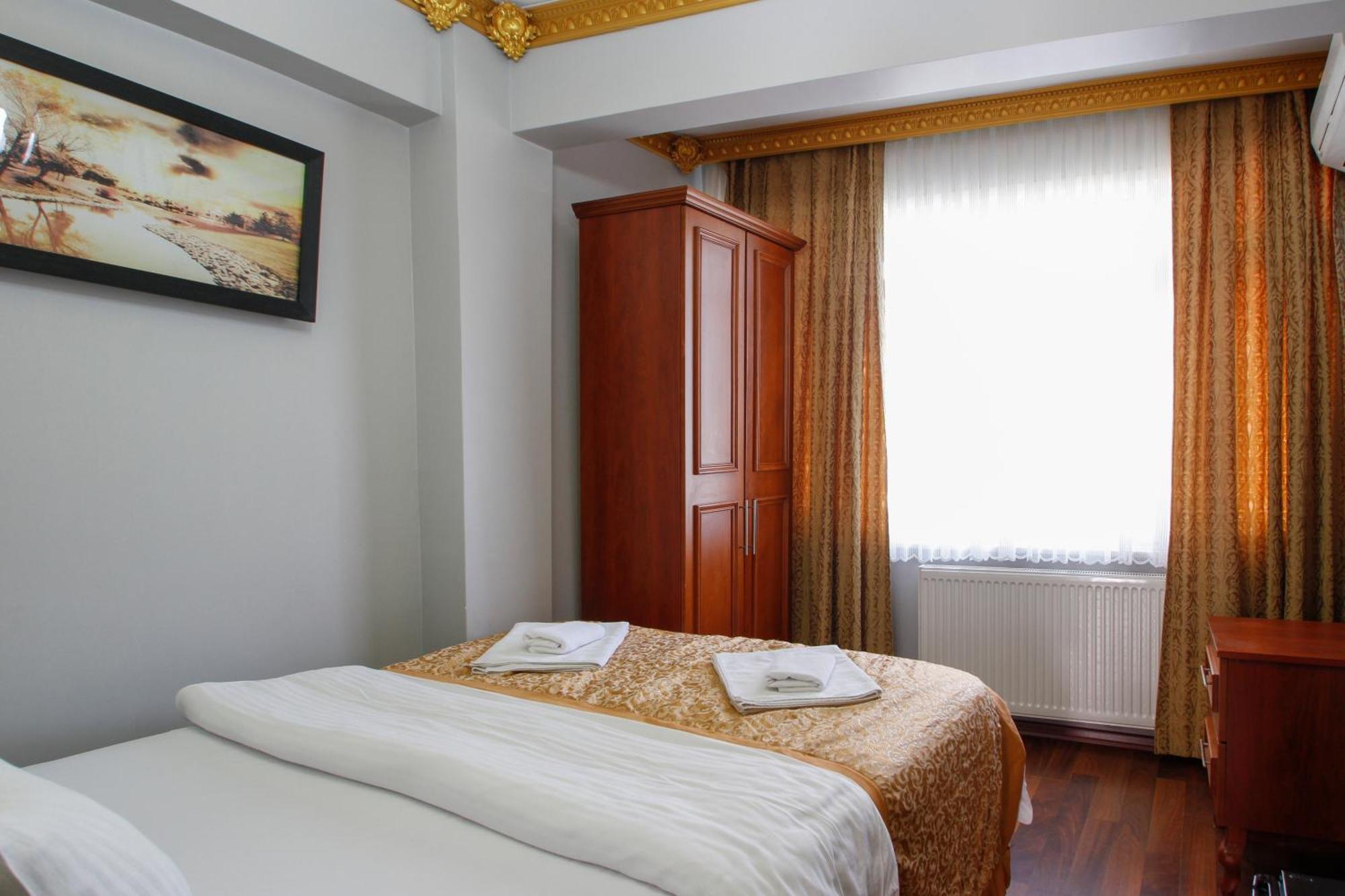 Hotel Californiacityhotel *