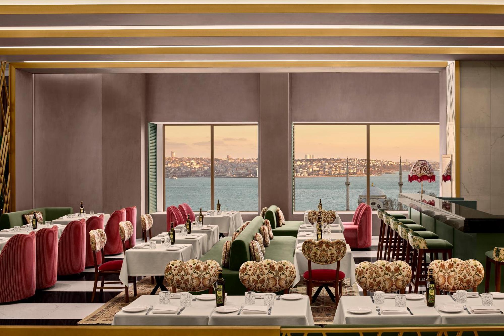 Hotel The Ritz-carlton, At The Bosphorus
