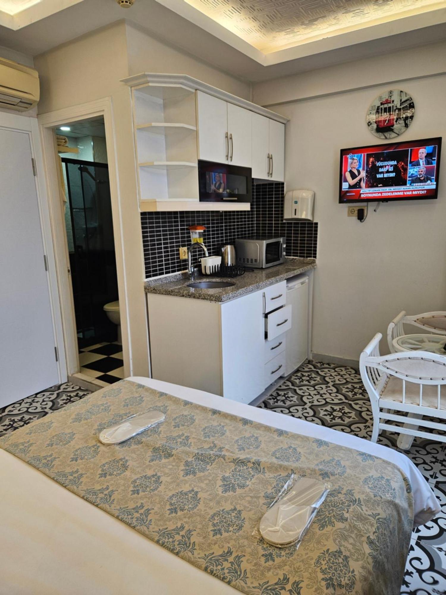 Lemon Aparthotel 3*