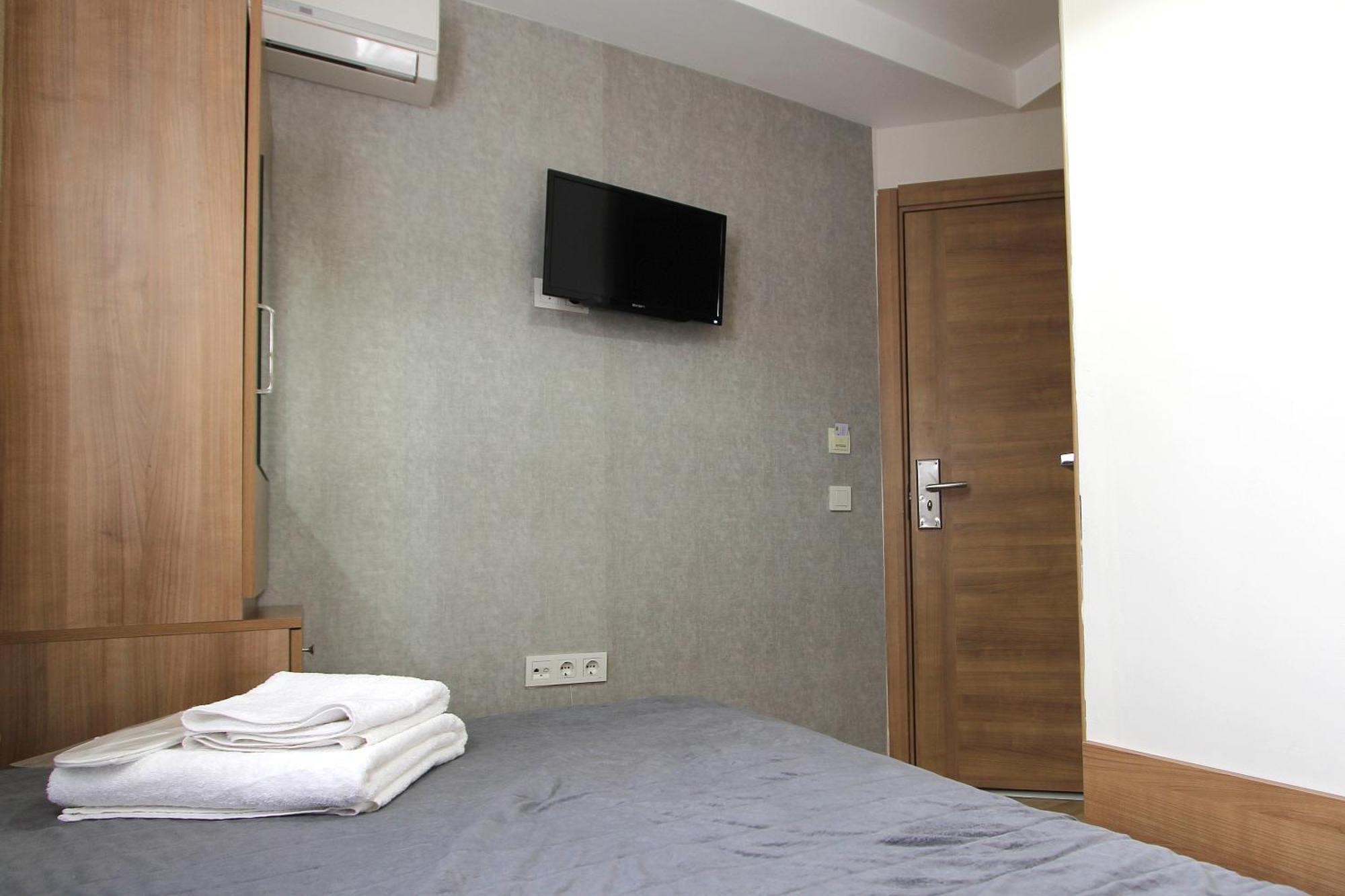 Hotel Metrohill *