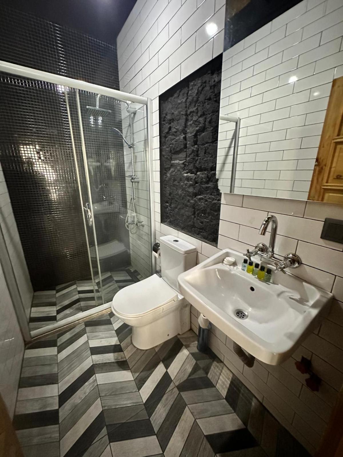 Pera Tunnel Hotel 2*