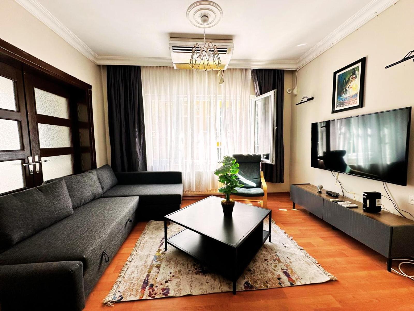 New Comfy Flat, 4br, 4acs, Taksim Istanbul