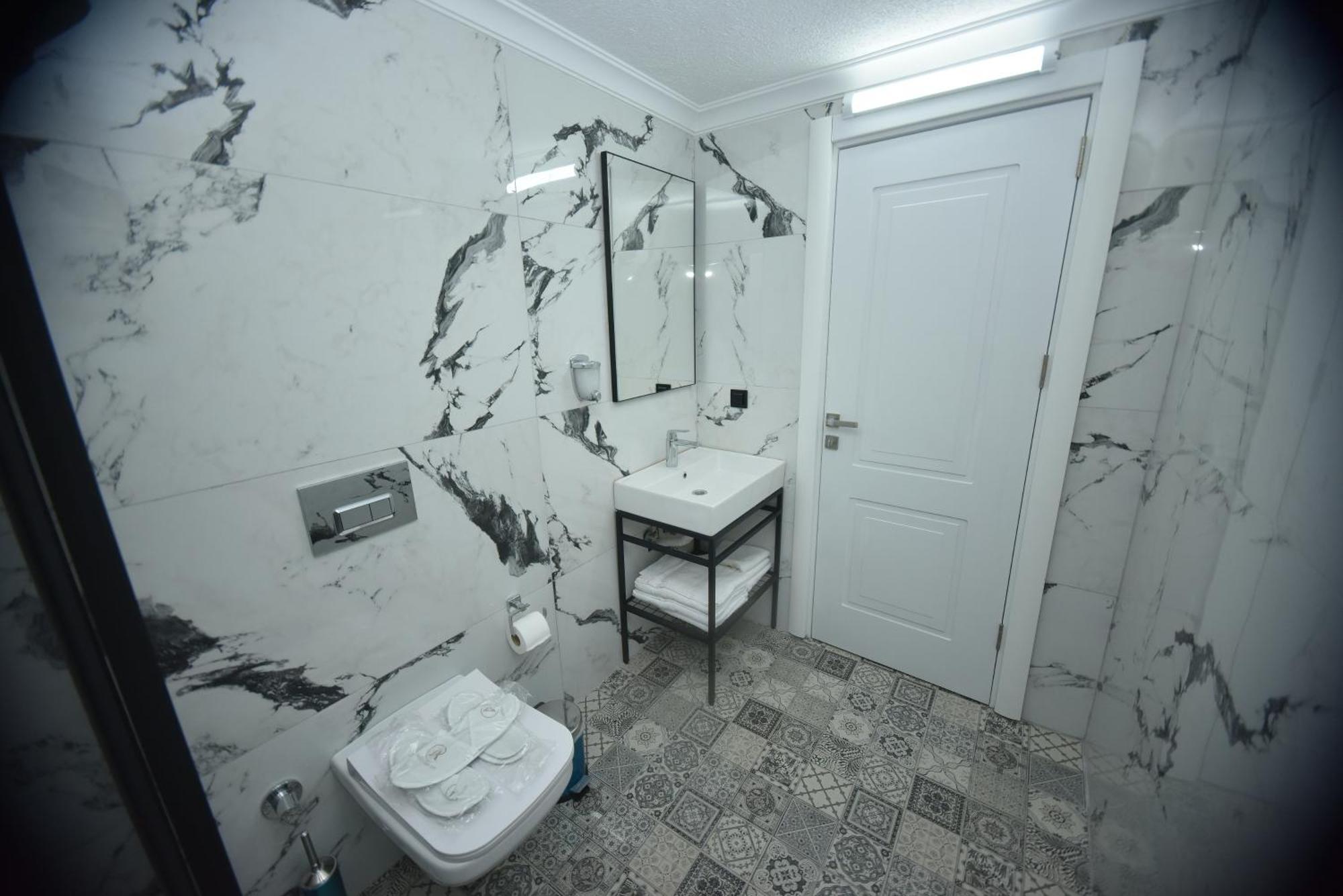 Alessia Old Hotel *