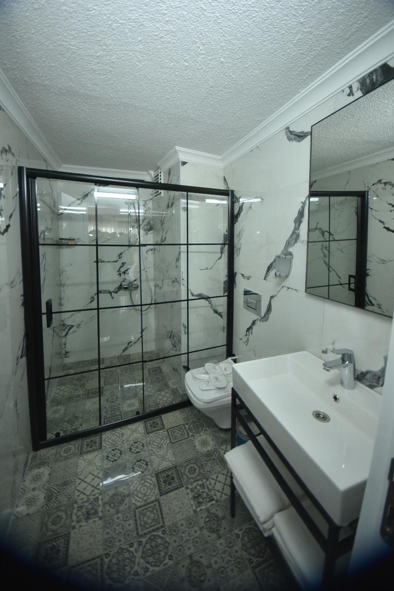 Alessia Old Otel *