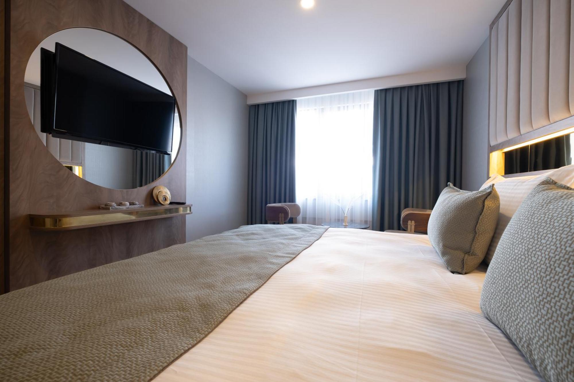 Buke Bomonti Hotel