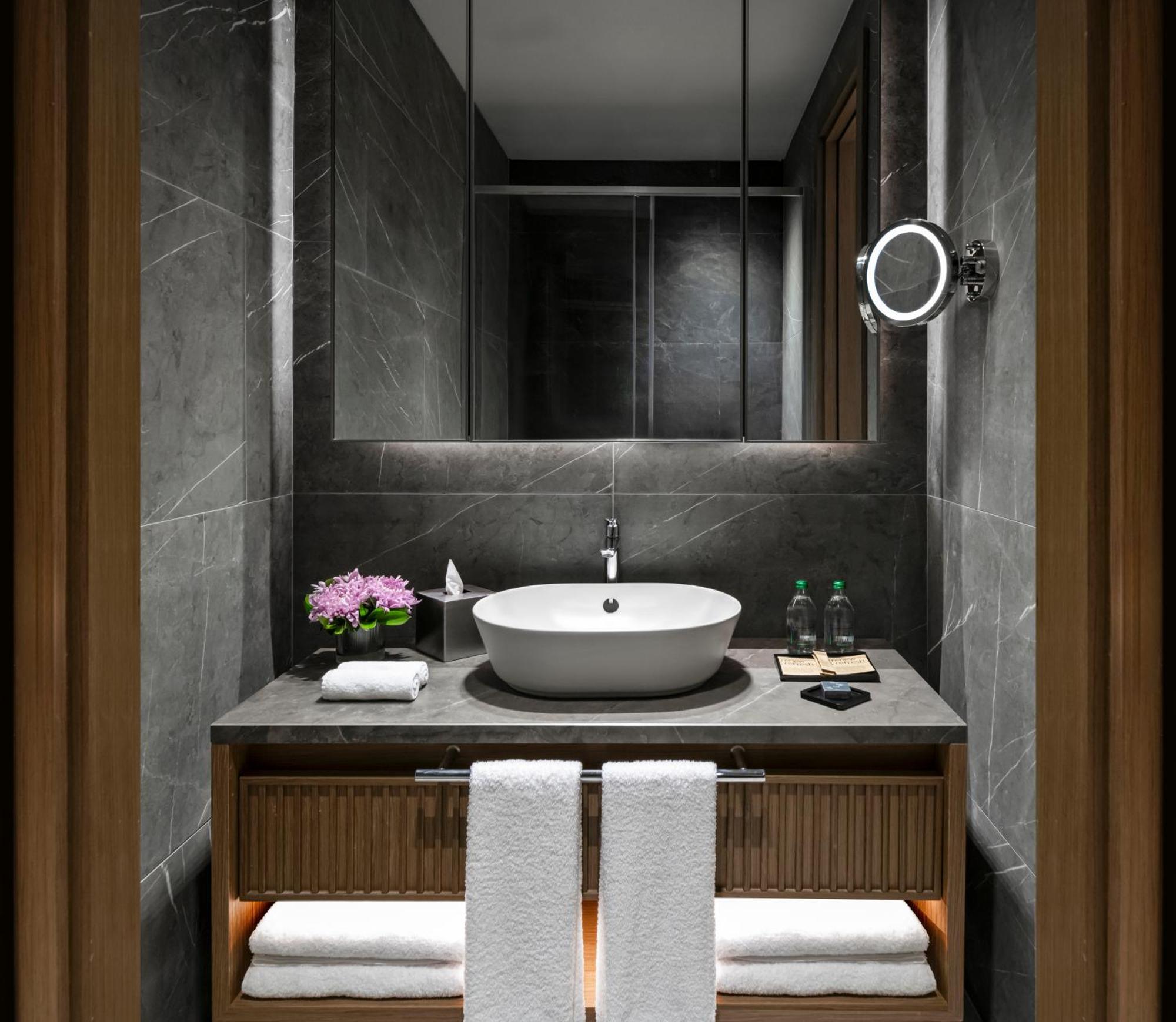 Hotel Moevenpick Living Saklivadi *