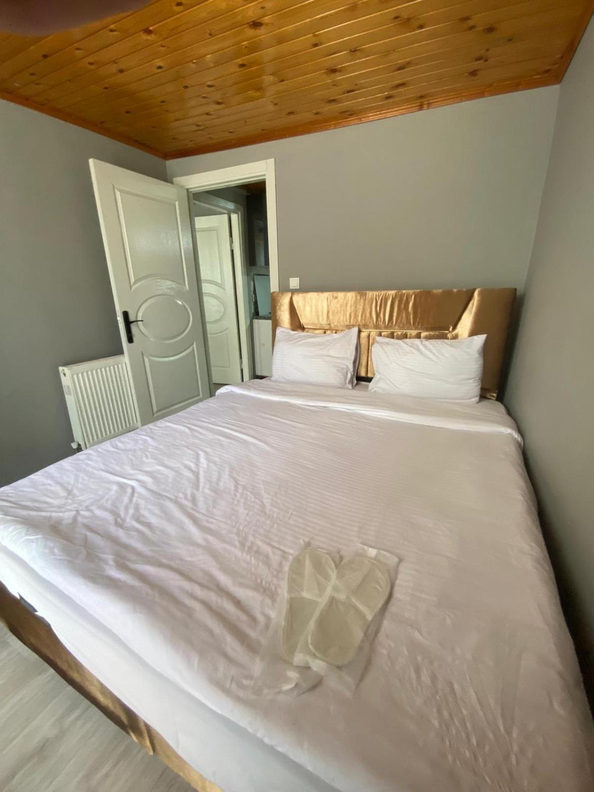 S-hotel